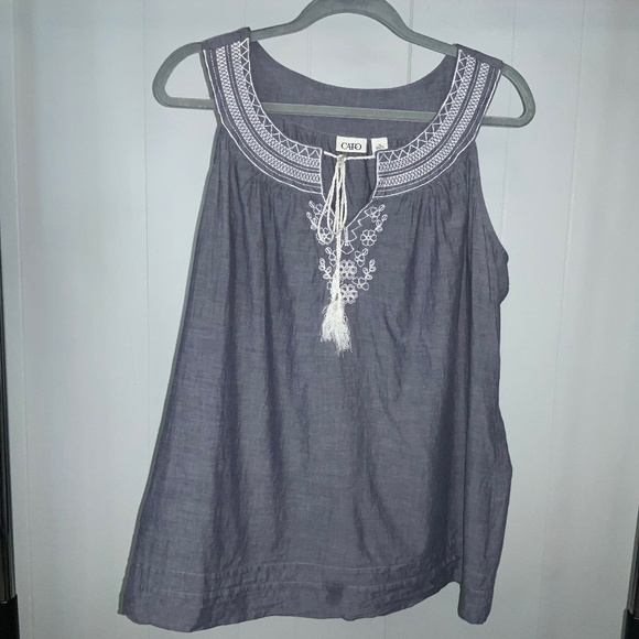 Cato sleeveless embroidered chambray peasant top Sz XL keyhole tassel neckline - Picture 1 of 8